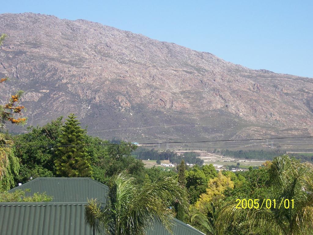 Berg en Dal Guesthouse Villiersdorp Buitenkant foto